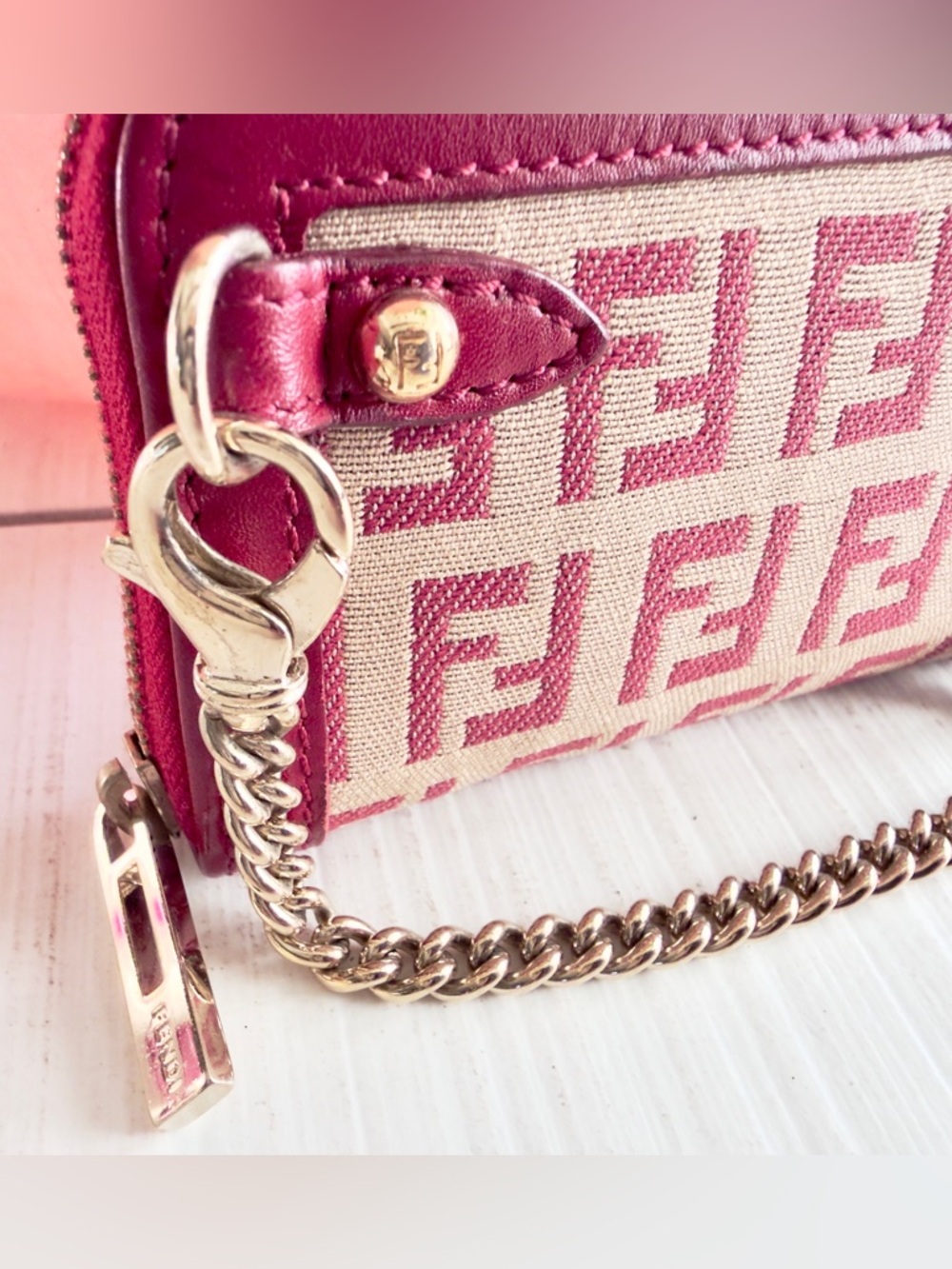 Rare Fendi Chain Card Wallet - Picture 2 of 10